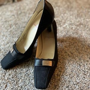 Anne Klein black dress shoes 2 1/2 inch heels size 7M
